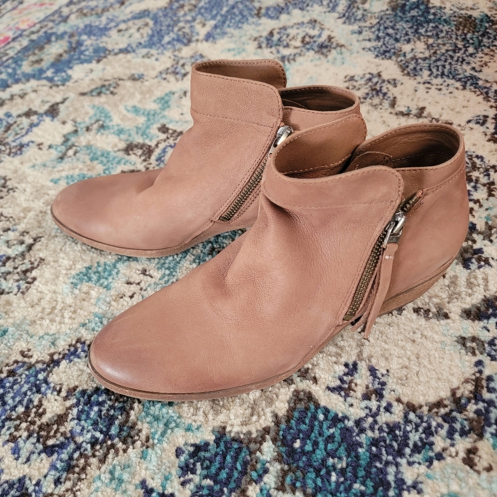 Sam Edelman Packer Booties in Honey